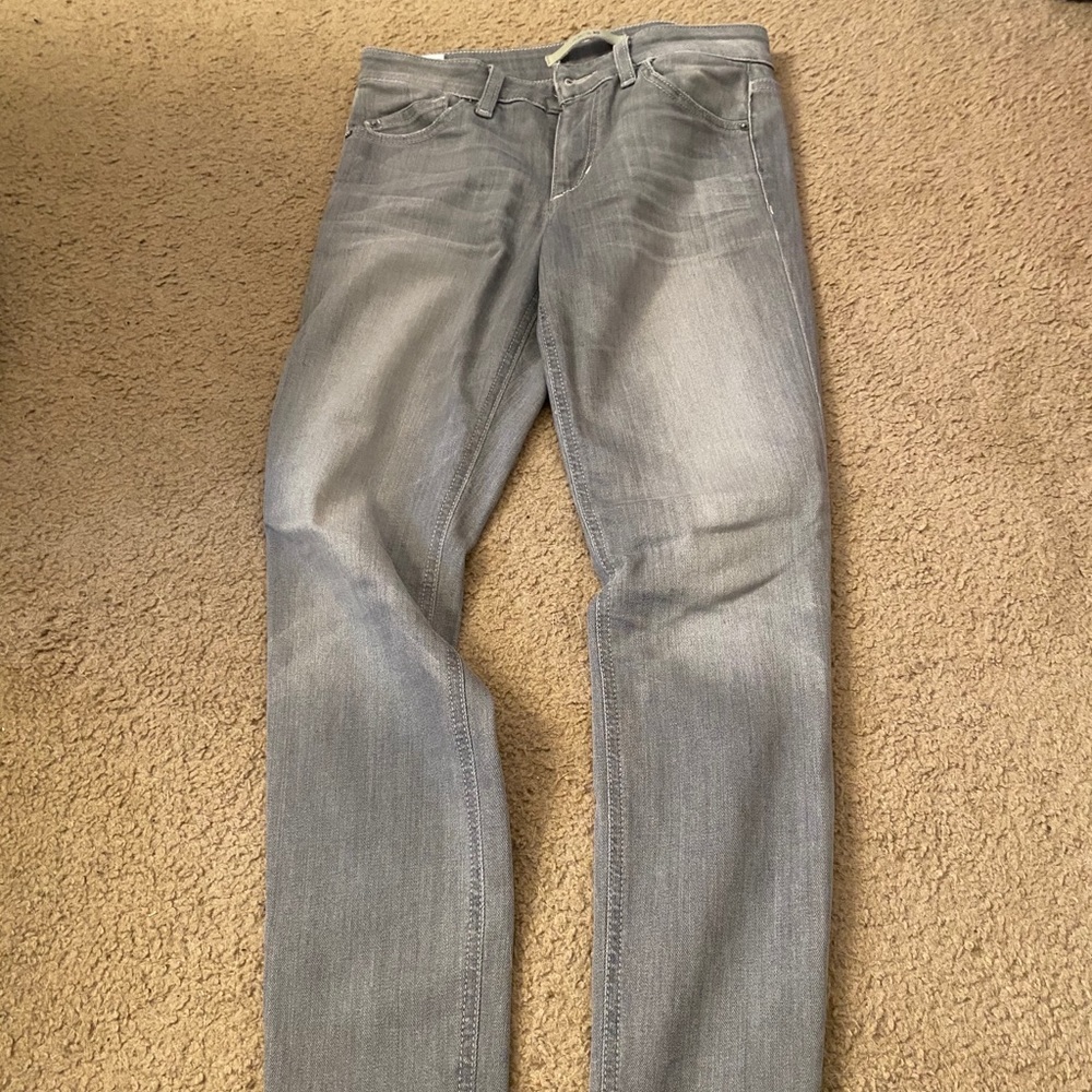 Grey Capri Jeans